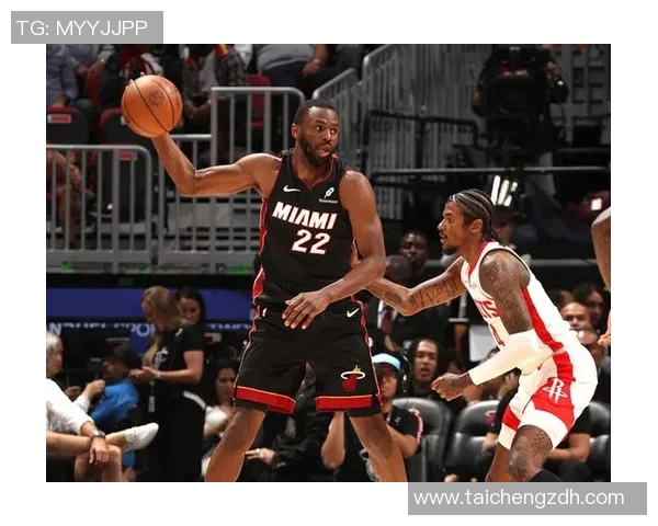 阿德巴约盛赞威金斯:团队解困之星广受喜爱